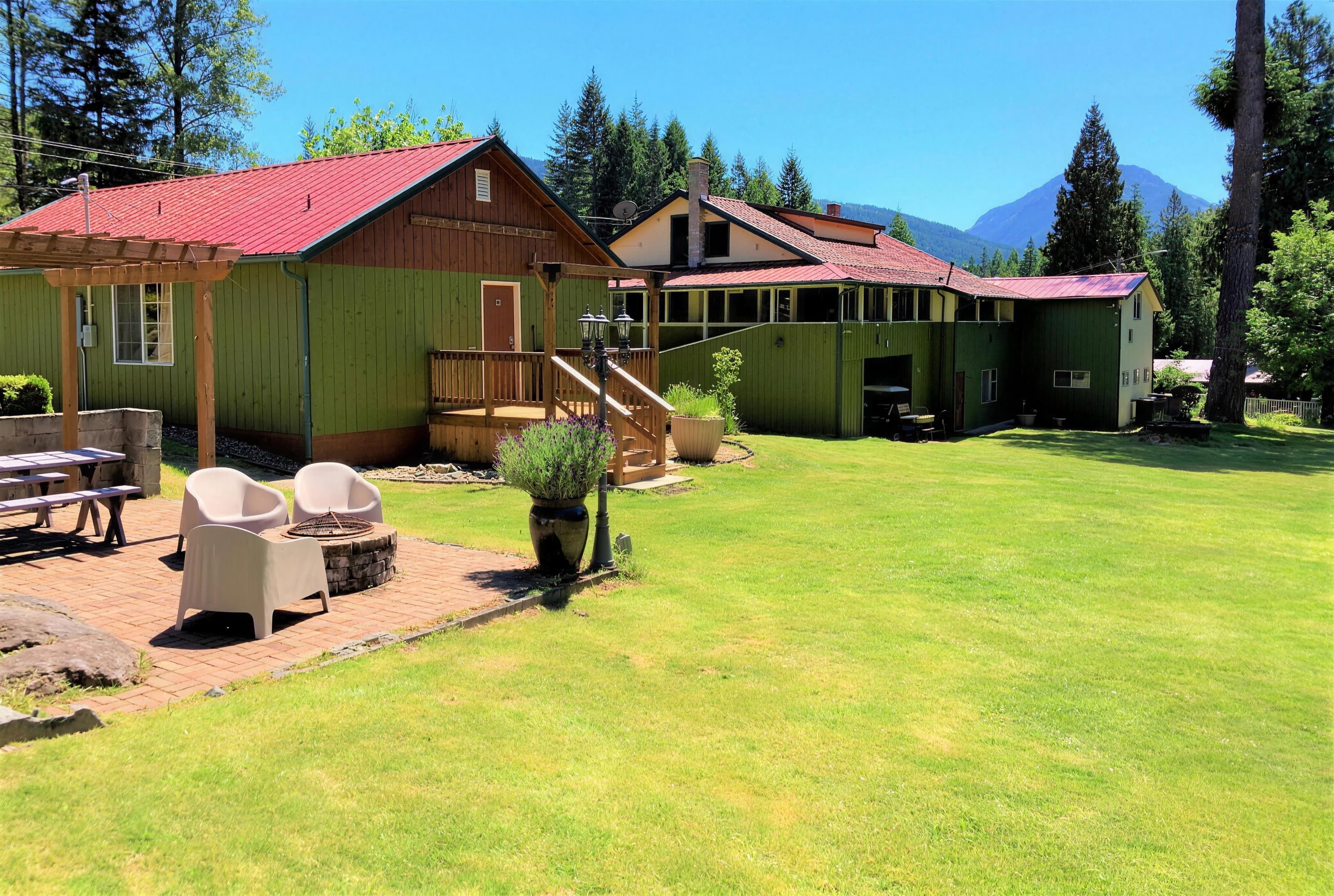 Garden cabins with the valley walls behind