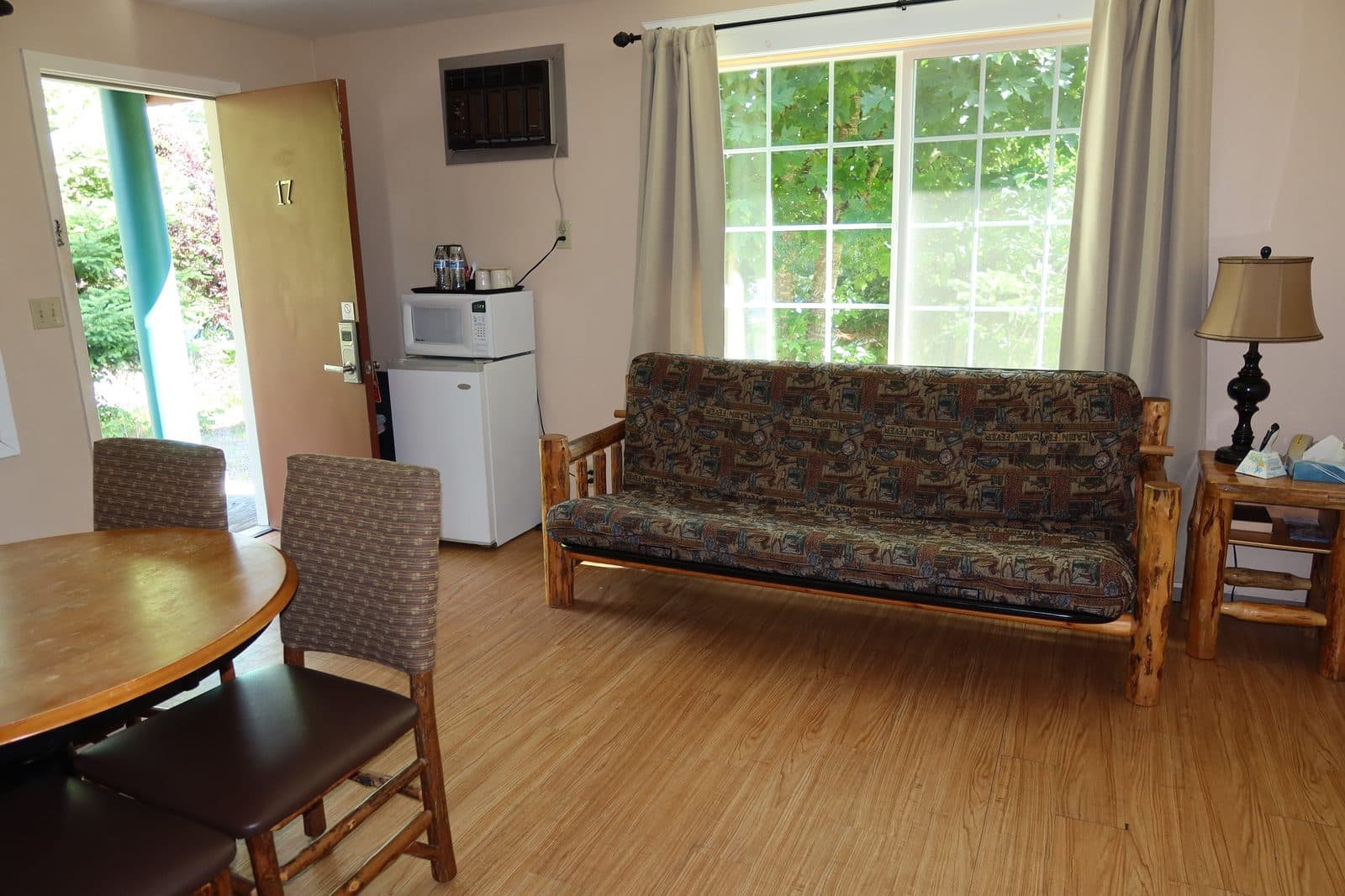 Room #17 photo 4