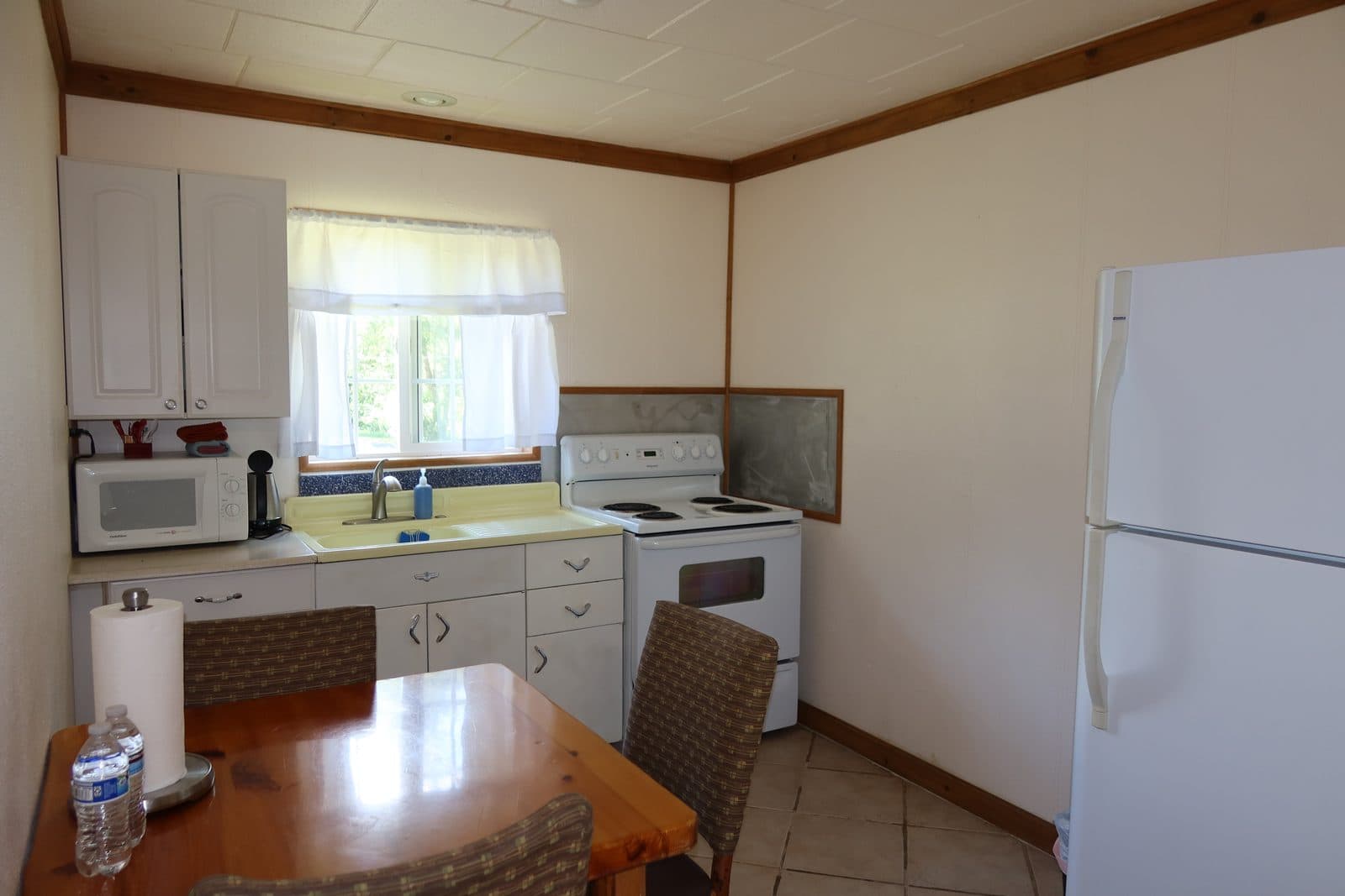 Room #2 photo 2