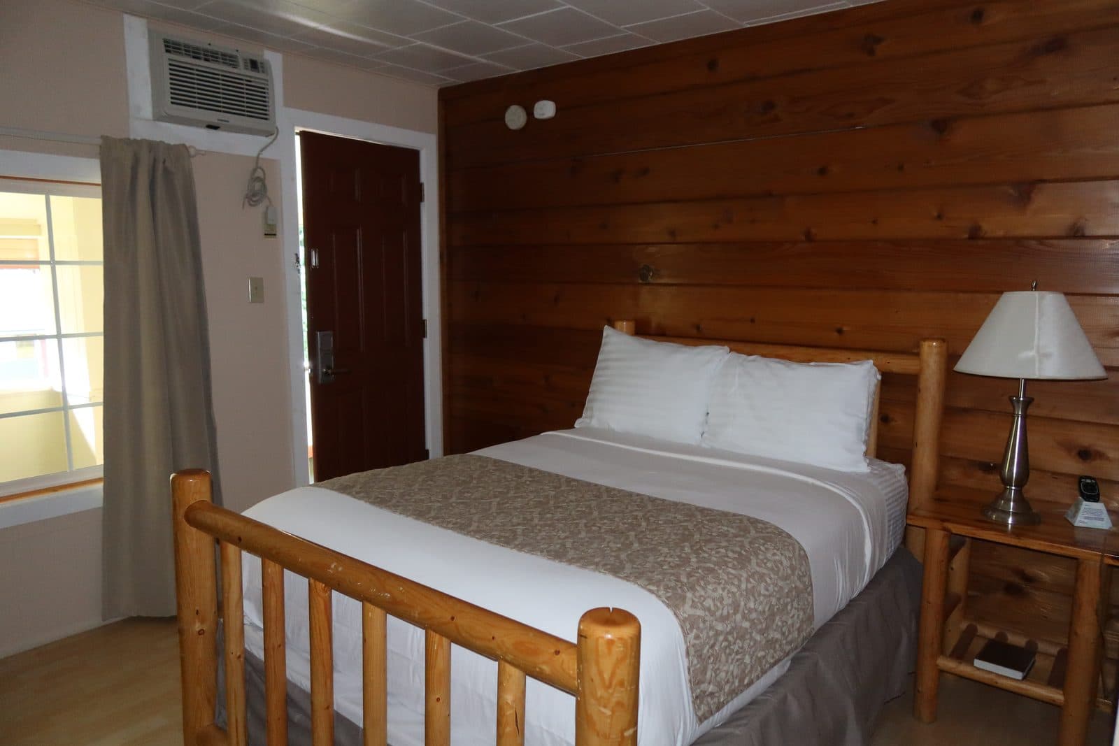 Room #23 photo 2