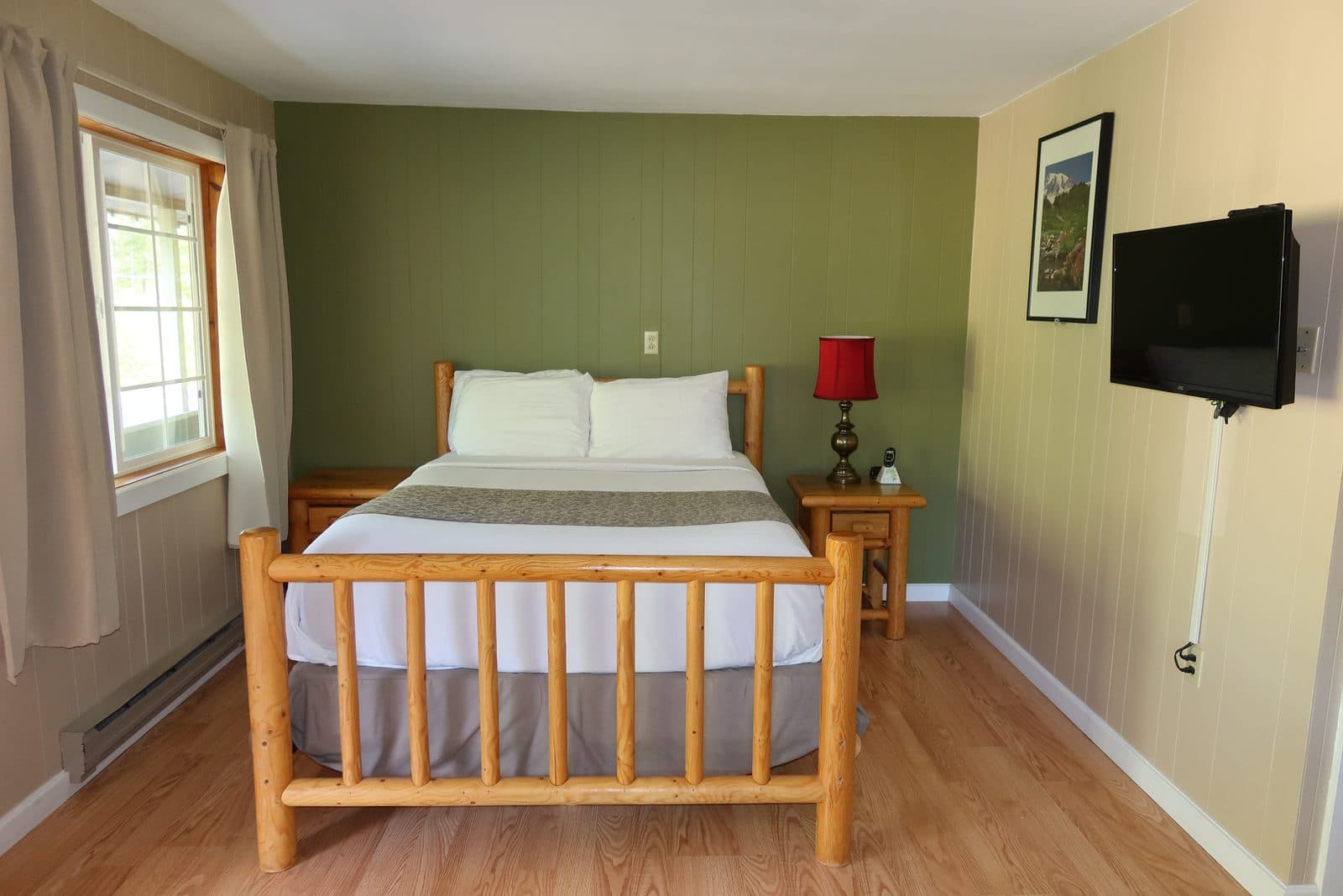 Room #27 photo 2