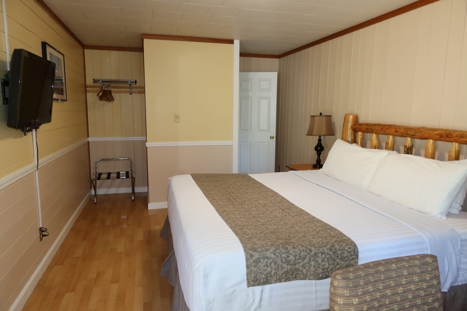 Room #3 photo 2