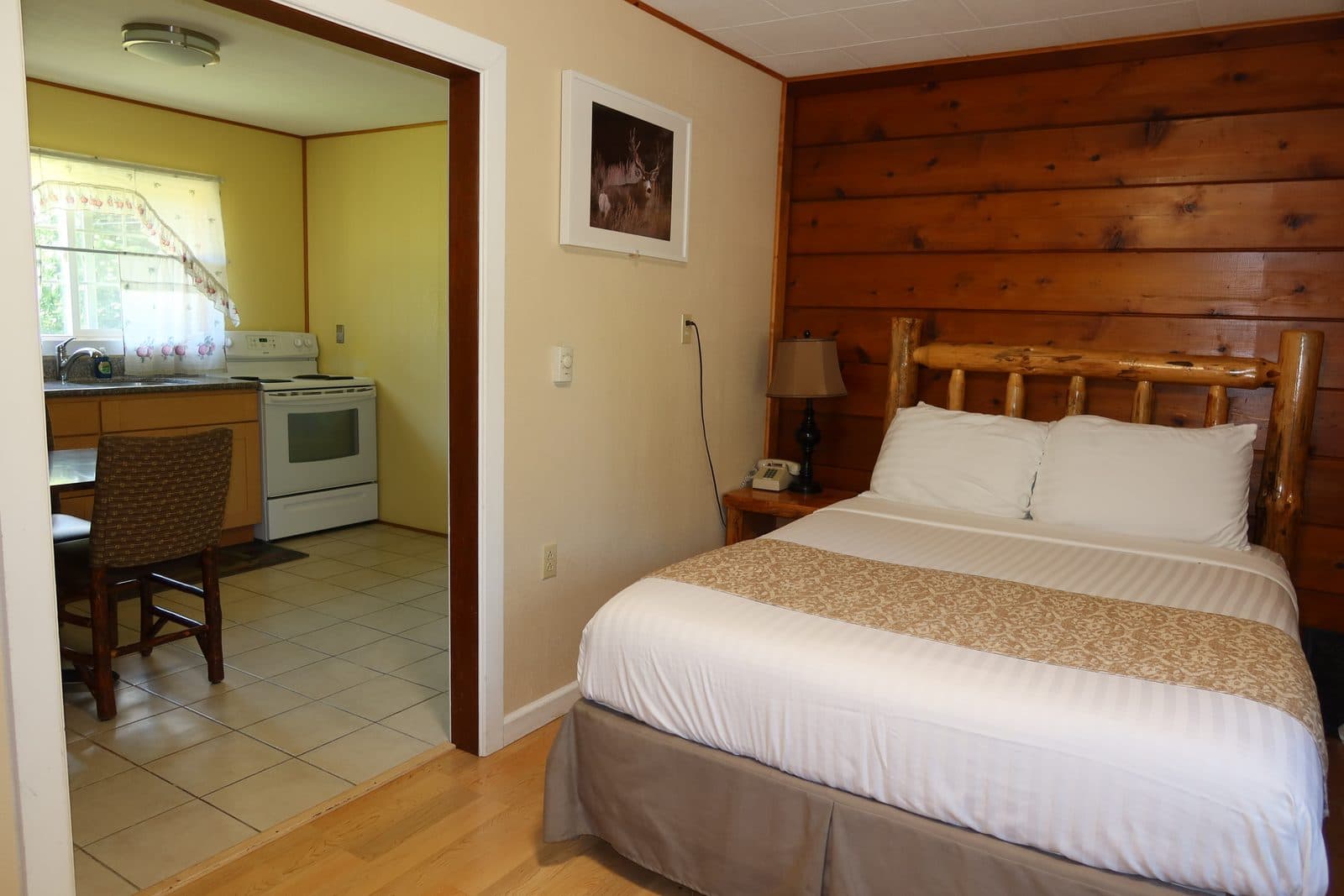Room #4 photo 4