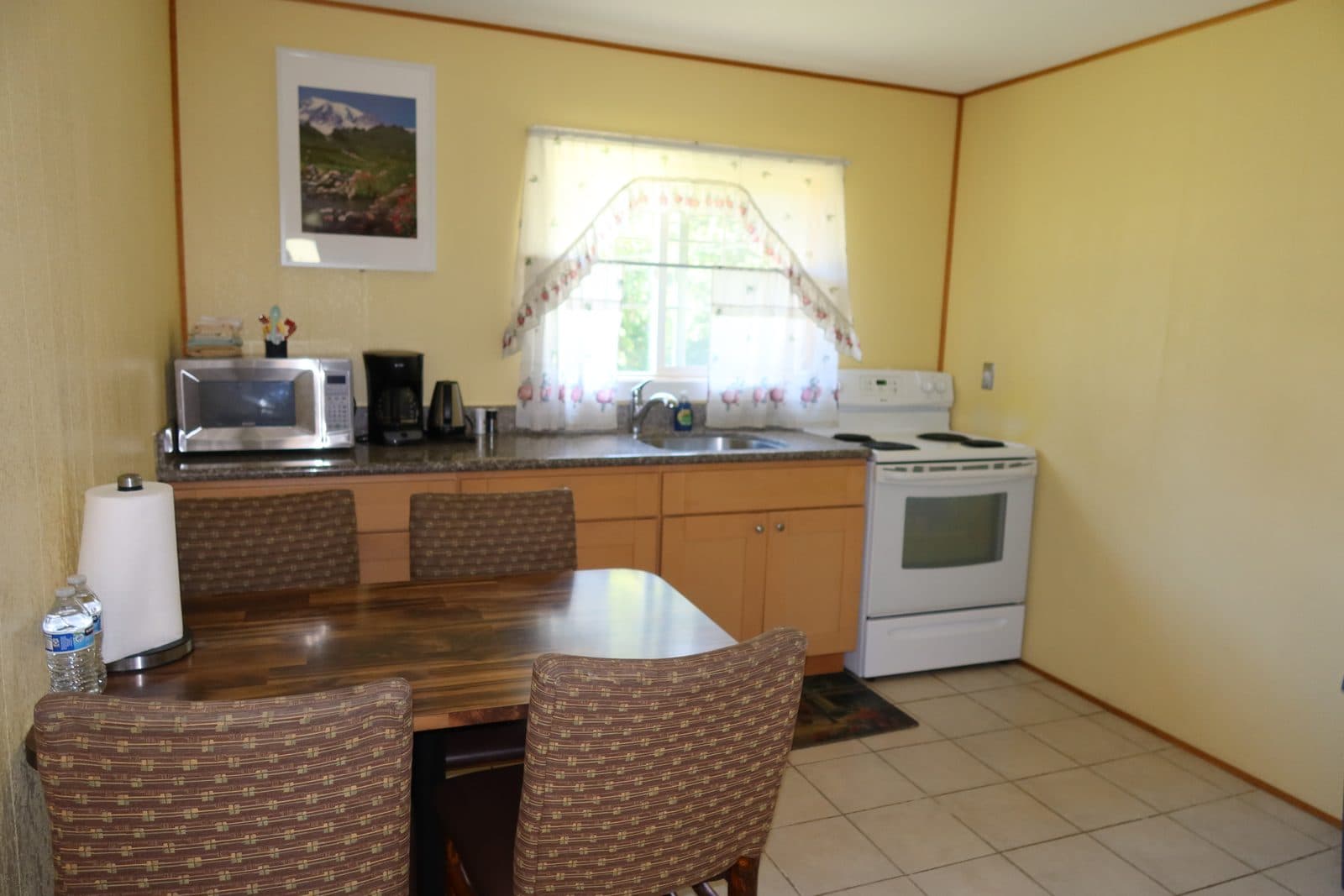 Room #4 photo 5